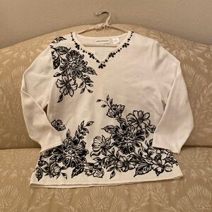 Alfred Dunner White Sweater with Black Flowers & Jet Black Beads 3/4 sleeves M